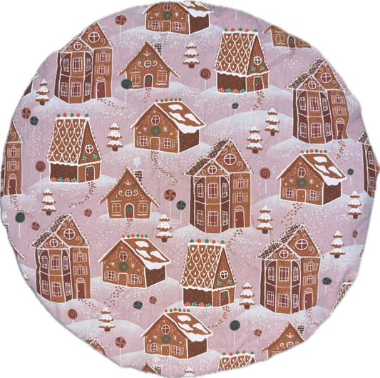 Snowy Gingerbread Village Bonnet