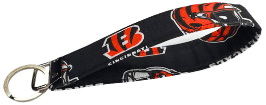 Football Team Wristlet (CB) BLK